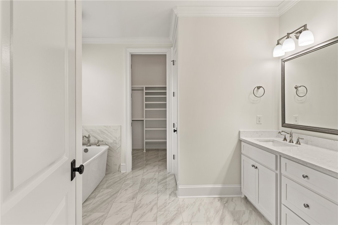 107 Yacht Club Drive St. Simons Island, GA 31522 - Photo 13 of 43