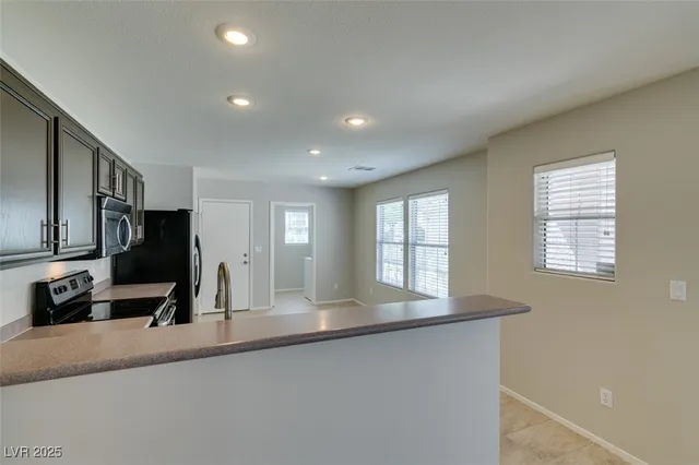 $1,850 | 7840 Lovely Pine Place, Las Vegas, NV 89143