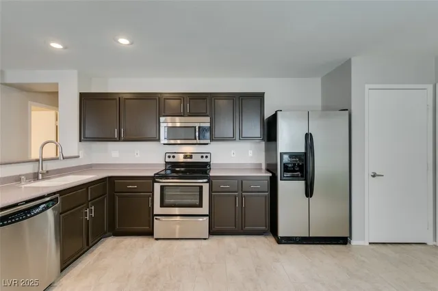 $1,850 | 7840 Lovely Pine Place, Las Vegas, NV 89143