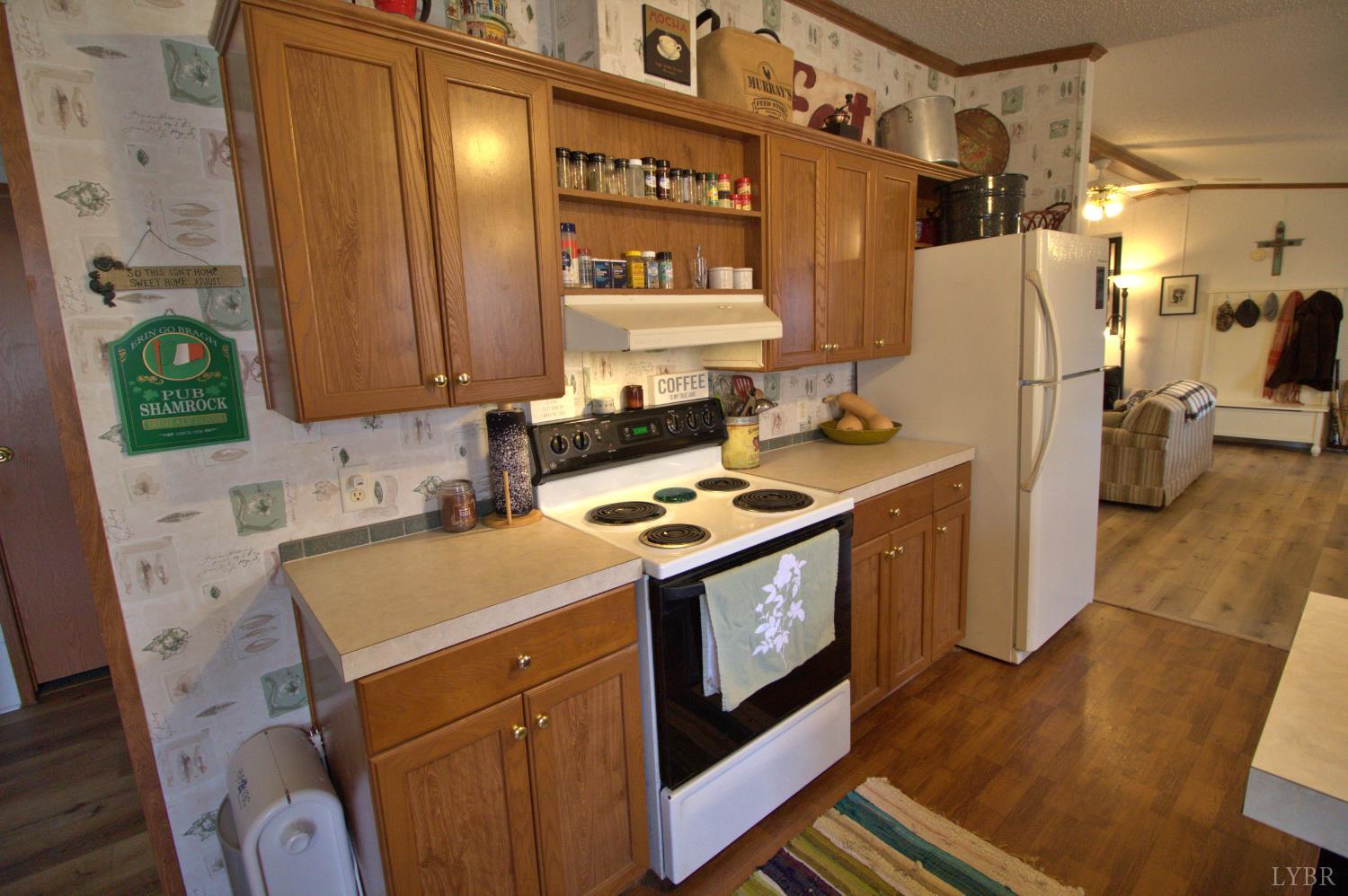2112 Morning Star Road Appomattox, VA 24522 - Photo 9 of 24 a utility room with dryer and washer