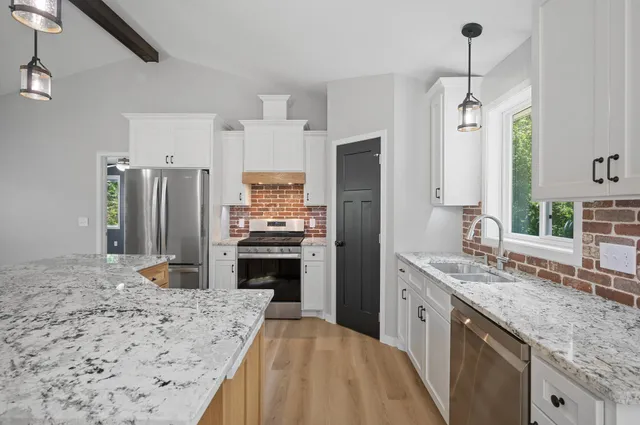 $499,900 | 1752 209th Avenue Northeast, East Bethel, MN 55011