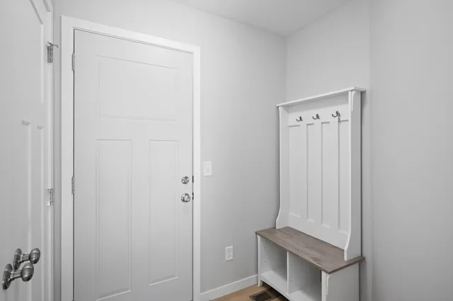 $499,900 | 1752 209th Avenue Northeast, East Bethel, MN 55011