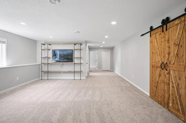 $499,900 | 1752 209th Avenue Northeast, East Bethel, MN 55011