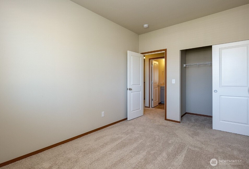 2425 Schley Boulevard Bremerton, WA 98310 - Photo 15 of 23 a view of an empty room