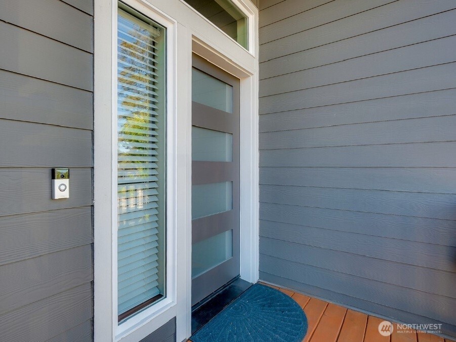 2425 Schley Boulevard Bremerton, WA 98310 - Photo 2 of 23