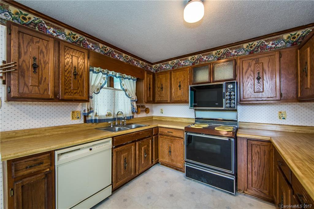 2656 State Rd S-46-1474 Clover, SC 29710 - Photo 8 of 24 Gallery Image 8