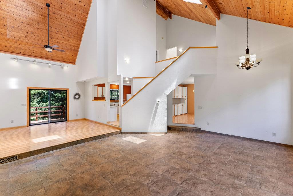 340 Summit Road Watsonville, CA 95076 - Photo 4 of 41 Gallery Image 4