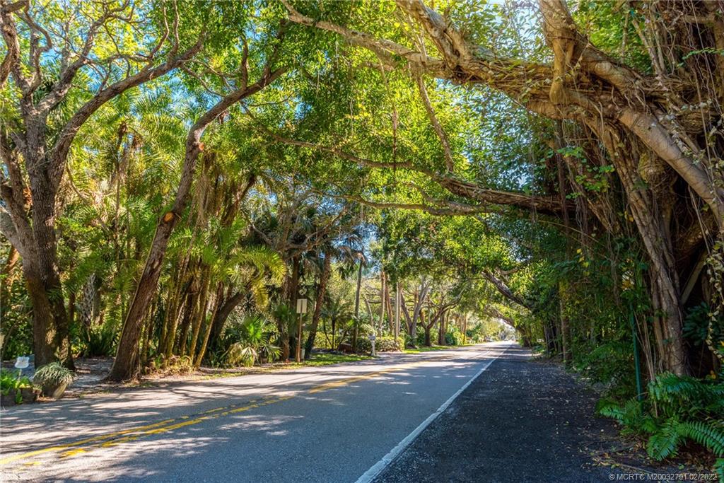 6 Middle Road Stuart, FL 34996 - Photo 16 of 22 Gallery Image 16