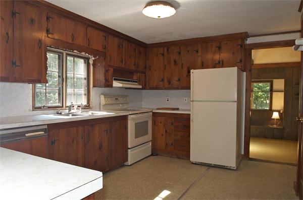 80 Forest Road Salisbury, MA 01952 - Photo 13 of 28