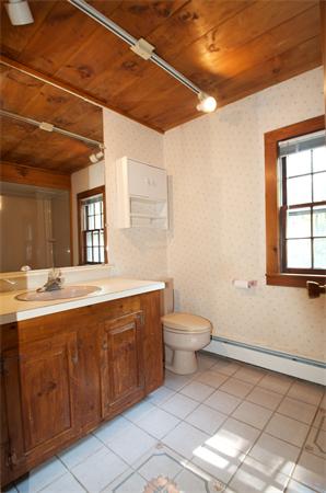 80 Forest Road Salisbury, MA 01952 - Photo 18 of 28