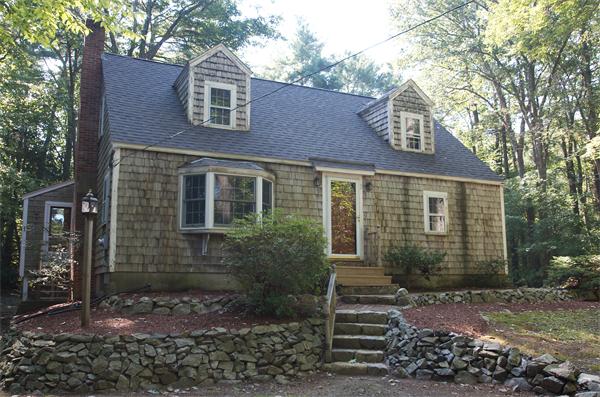 80 Forest Road Salisbury, MA 01952 - Photo 2 of 28