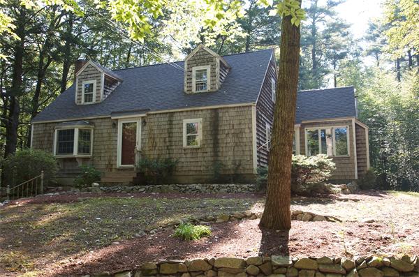 80 Forest Road Salisbury, MA 01952 - Photo 3 of 28