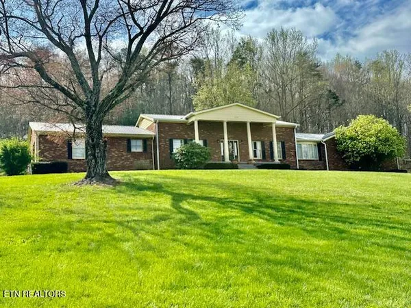 $325,000 | 4139 Old State Highway 63, Speedwell, TN 37870