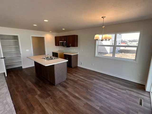 $315,000 | 1041 Mcnish Court, Sheboygan Falls, WI 53085