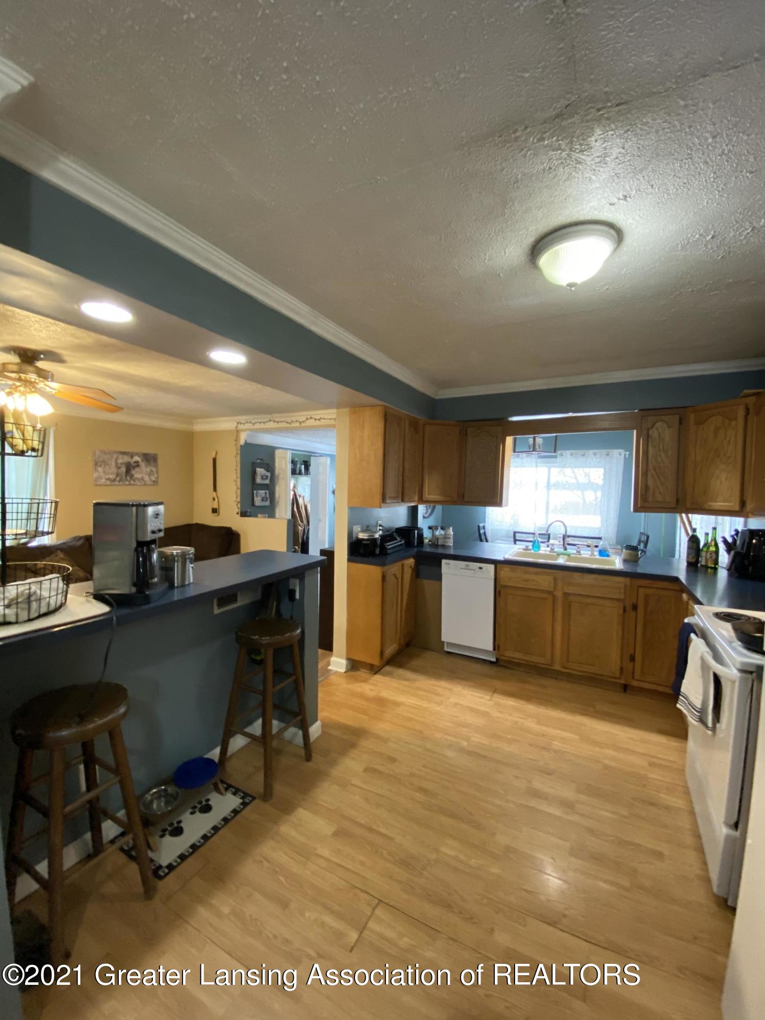 6005 Park Lake Road Bath, MI 48808 - Photo 19 of 44 034