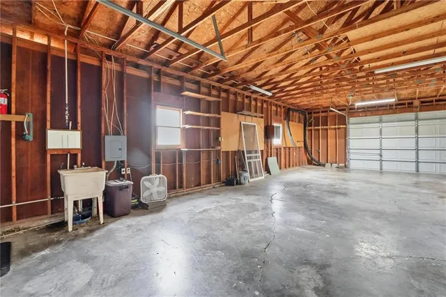 $499,900 | 13512 East 198th Street, Peculiar, MO 64078