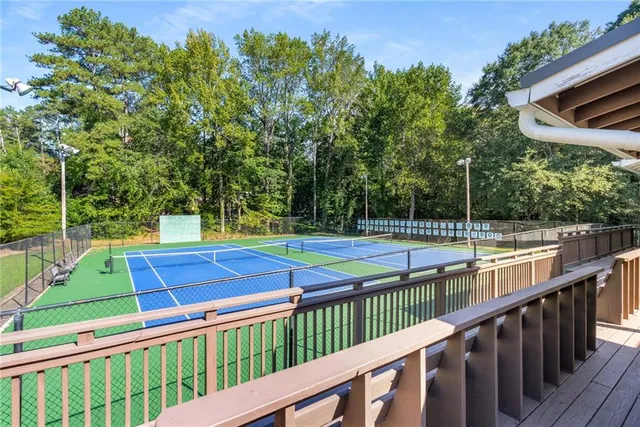 a view of a tennis court