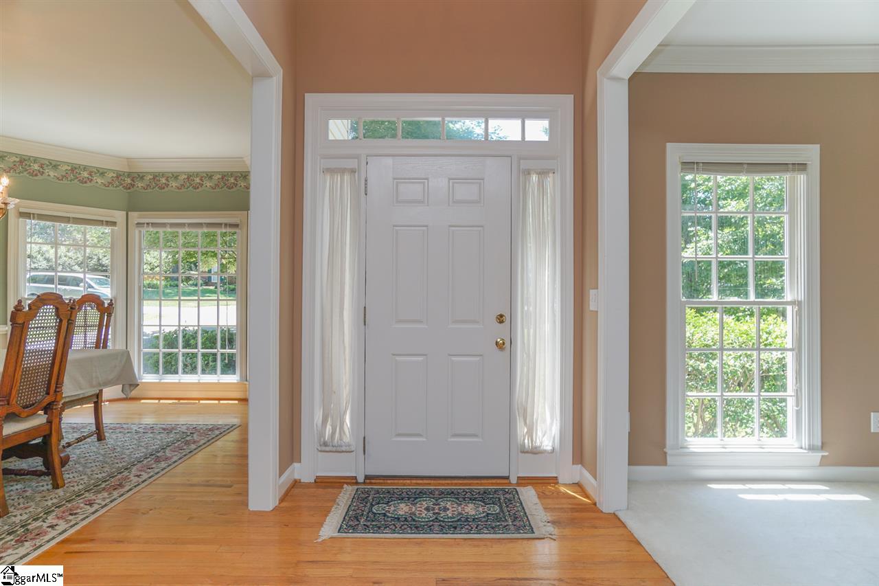216 Quail Ridge Drive Simpsonville, SC 29680 - Photo 3 of 36 Gallery Image 3