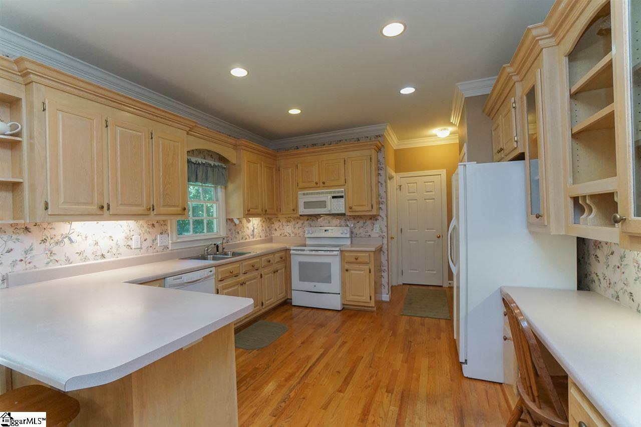 216 Quail Ridge Drive Simpsonville, SC 29680 - Photo 10 of 36 Gallery Image 10