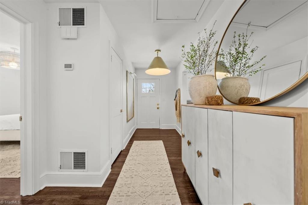 511 Spruce Street High Point, NC 27262 - Photo 5 of 40