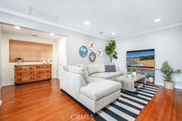 $1,749,000 | 215-215 Marine Avenue, Newport Beach, CA 92662