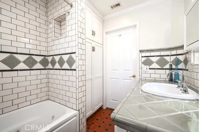 $1,749,000 | 215-215 Marine Avenue, Newport Beach, CA 92662