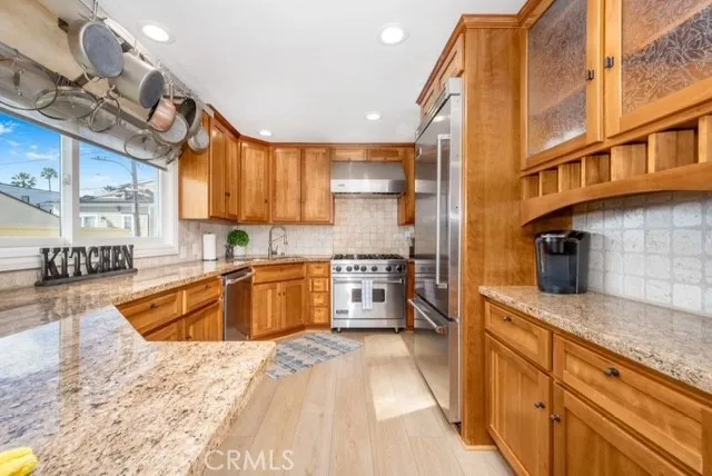 $1,749,000 | 215-215 Marine Avenue, Newport Beach, CA 92662