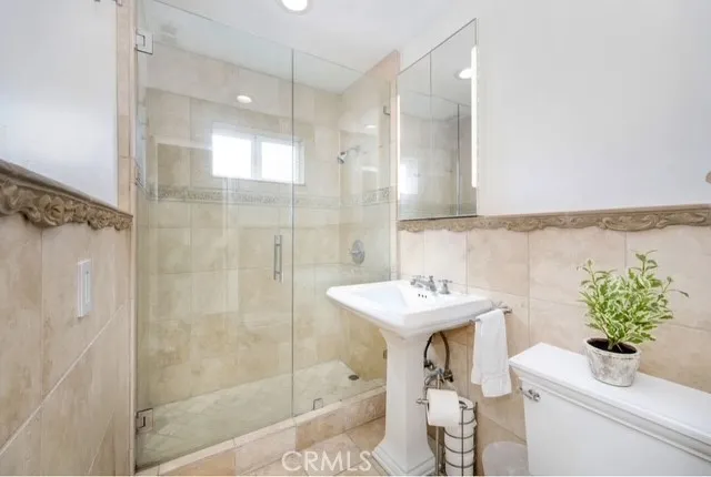 $1,749,000 | 215-215 Marine Avenue, Newport Beach, CA 92662