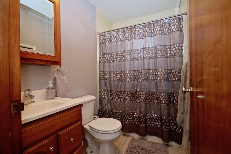 980 Falkirk Road Alma, MI 48801 - Photo 32 of 42 1870367-31.JPG