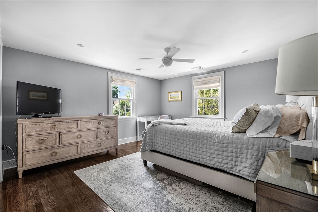 26 Regan Road Boston, MA 02124 - Photo 18 of 41 Gallery Image 18