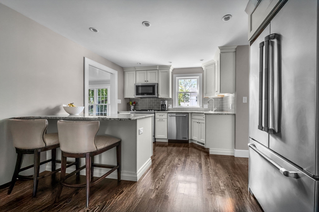 26 Regan Road Boston, MA 02124 - Photo 4 of 41 Gallery Image 4