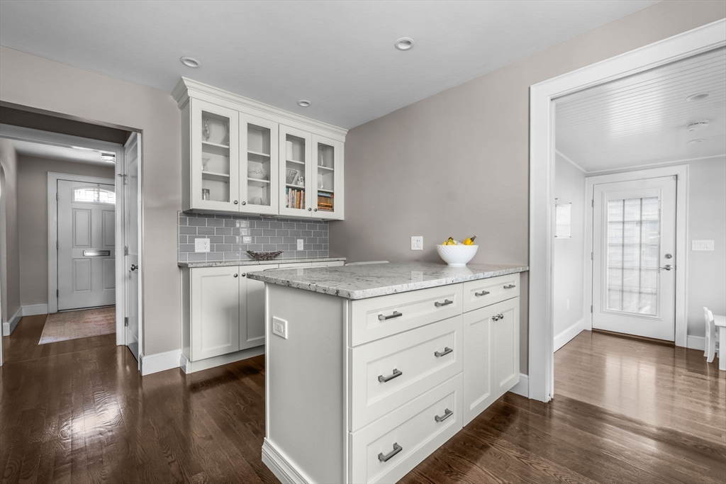26 Regan Road Boston, MA 02124 - Photo 6 of 41 Gallery Image 6