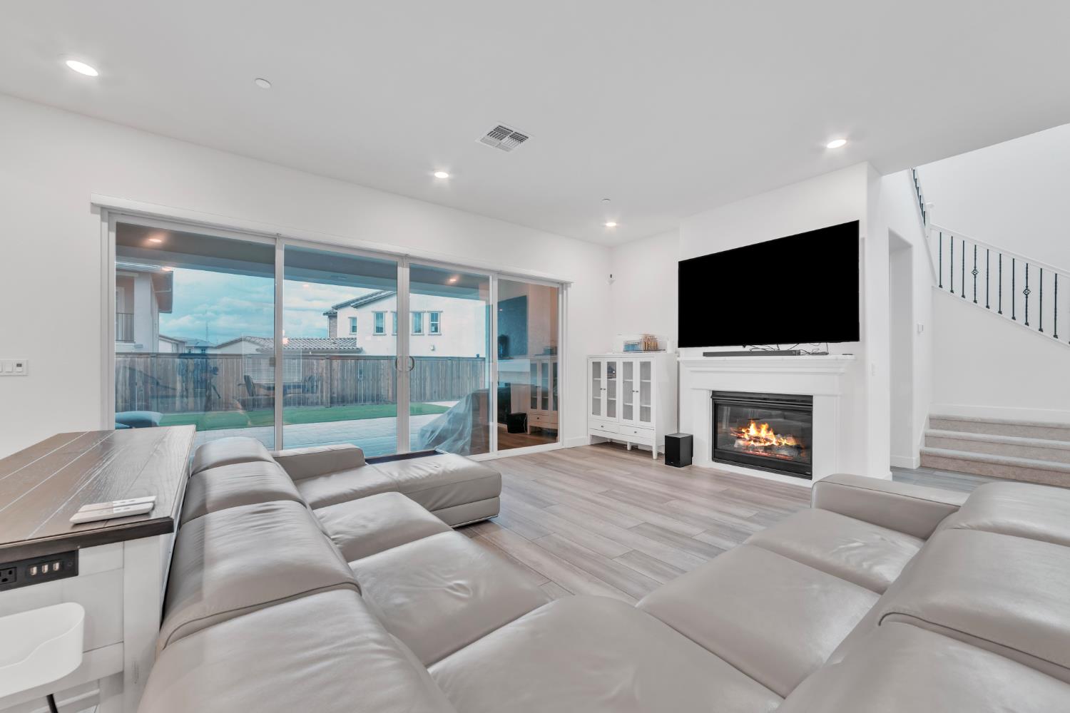 3406 Loggerhead Circle Folsom, CA 95630 - Photo 13 of 58