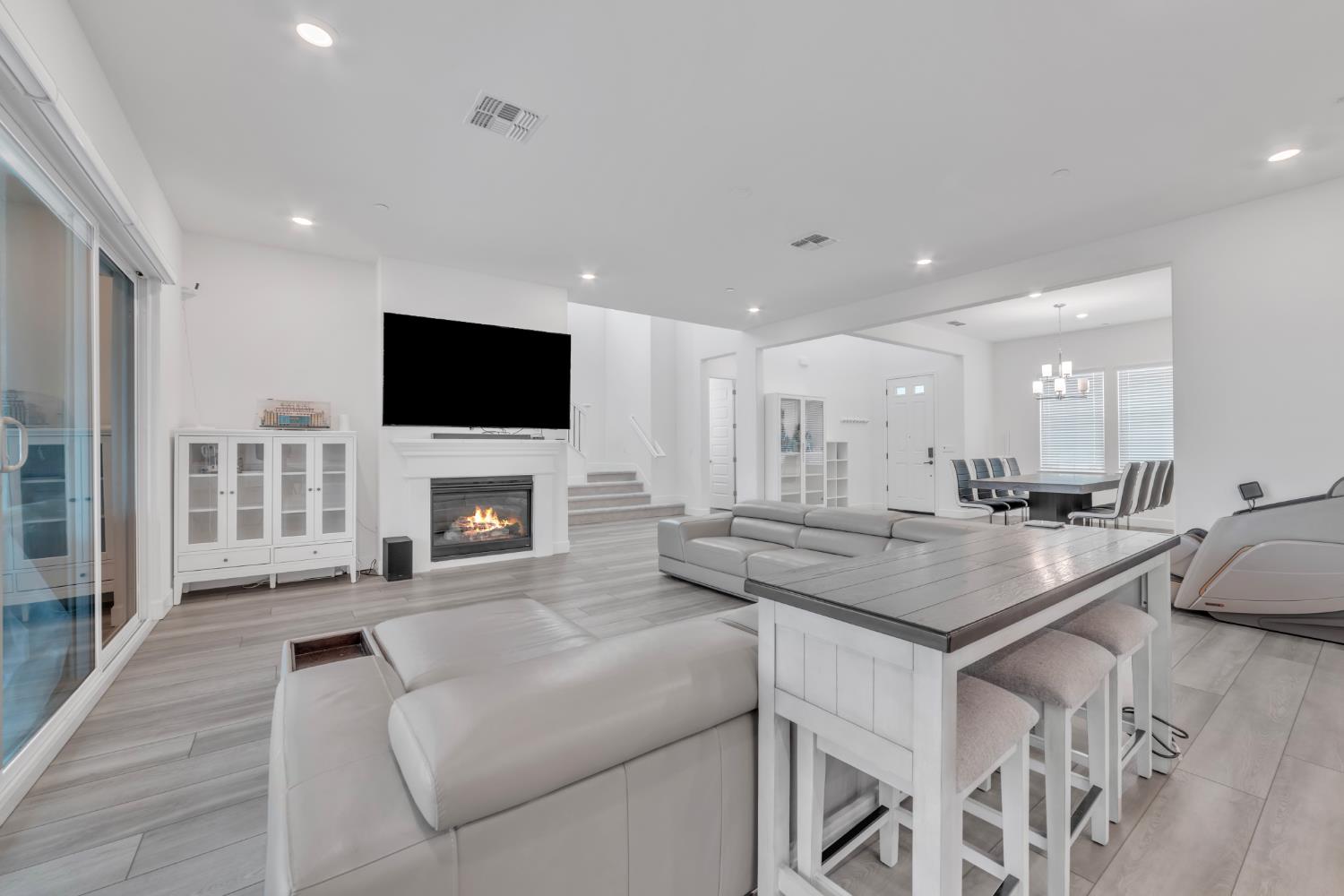 3406 Loggerhead Circle Folsom, CA 95630 - Photo 15 of 58