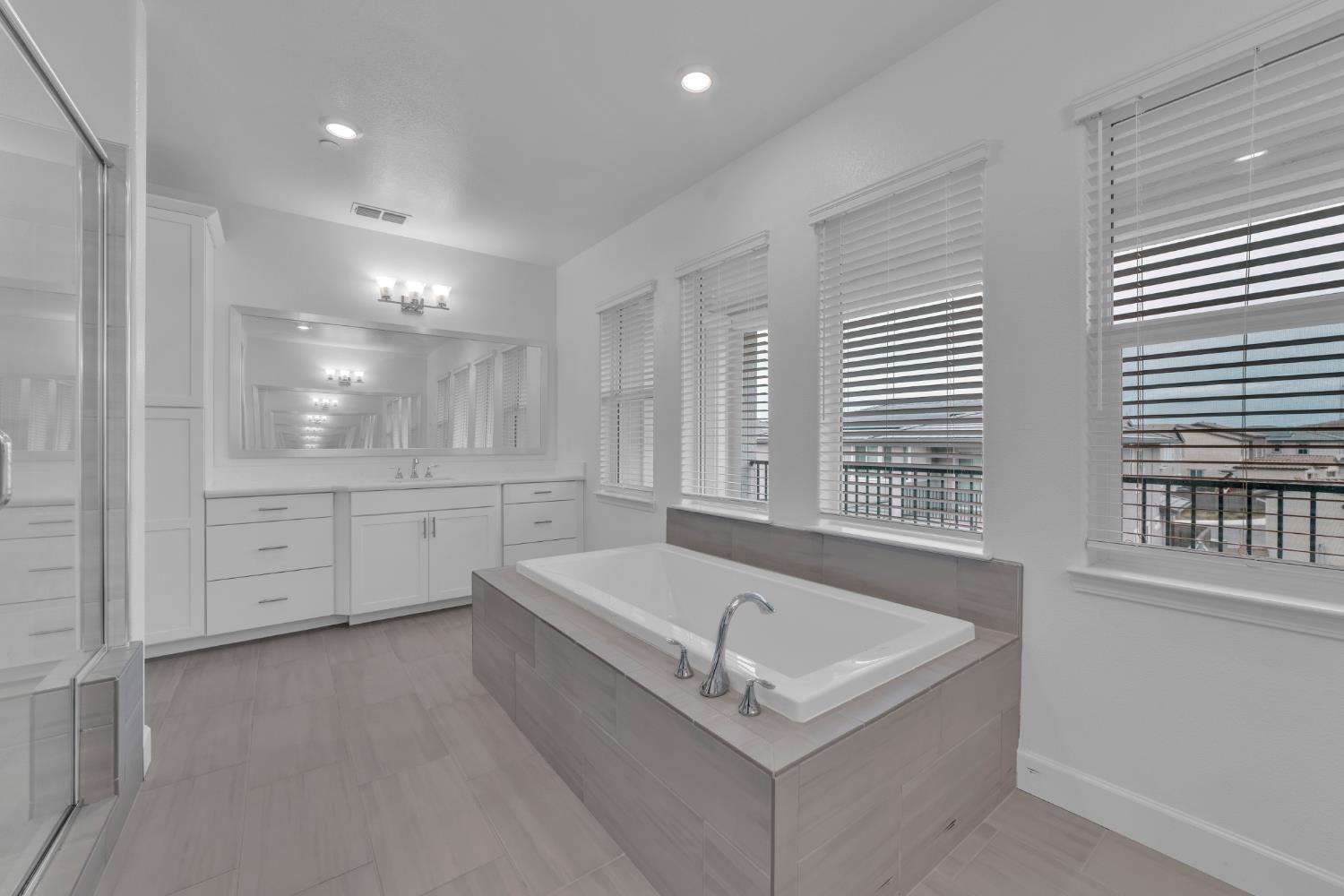 3406 Loggerhead Circle Folsom, CA 95630 - Photo 48 of 58