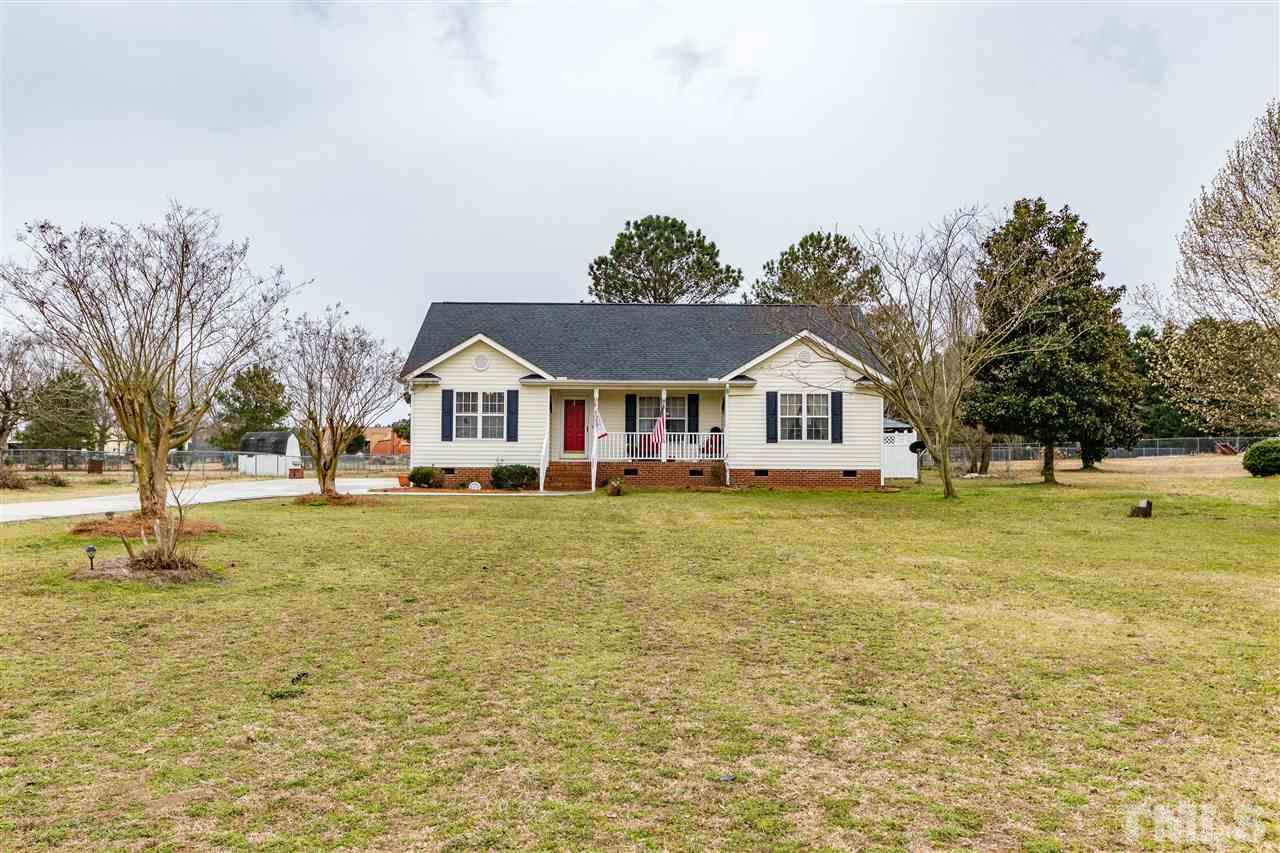 137 South Ridge Drive Garner, NC 27529 - Photo 4 of 30 Gallery Image 4