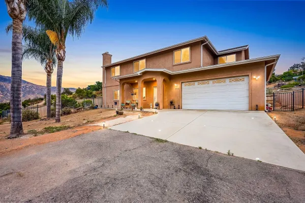$999,999 | 11968 Demi Lee Lane, Lakeside, CA 92040