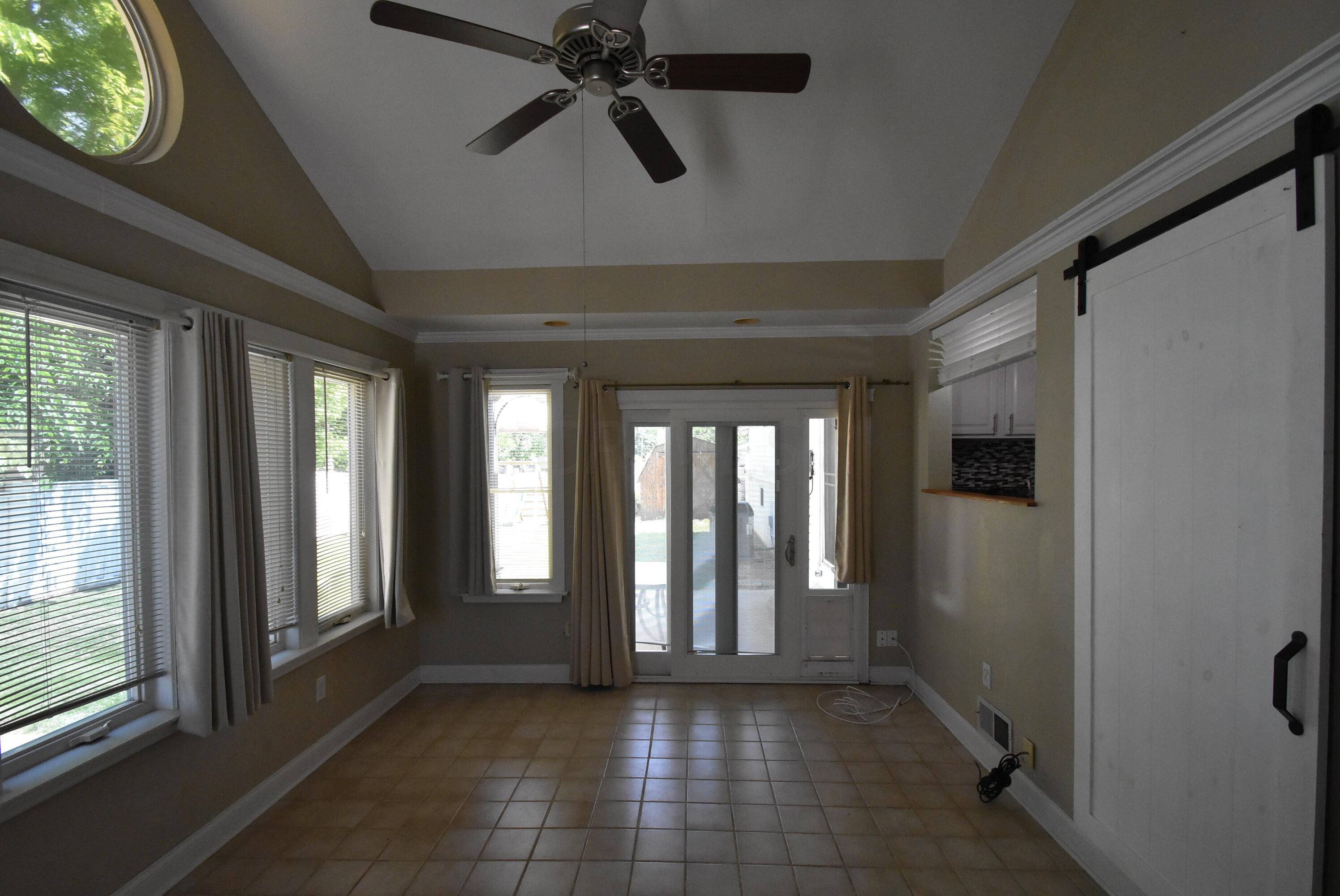 6658 Red Fox Road Reynoldsburg, OH 43068 - Photo 19 of 46 Four Season Room views