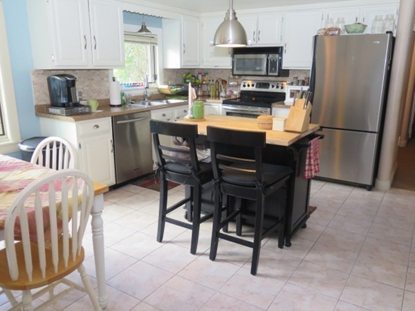 25 Paxton Road Spencer, MA 01562 - Photo 6 of 29 Gallery Image 6