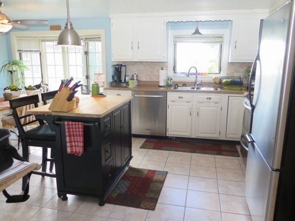 25 Paxton Road Spencer, MA 01562 - Photo 7 of 29 Gallery Image 7