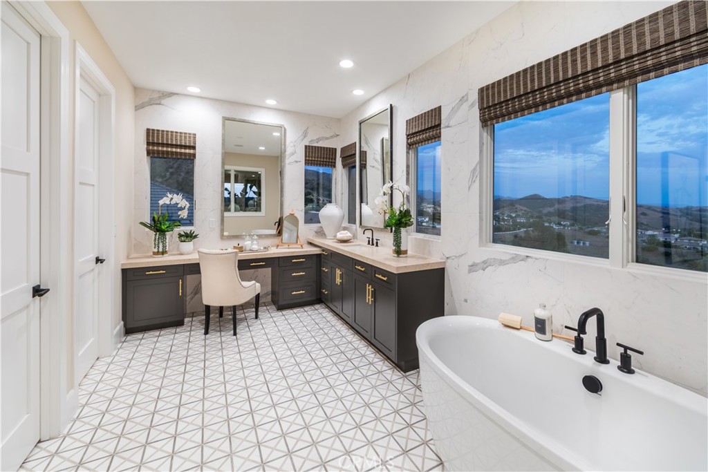 28770 Hidden Trail Silverado, CA 92676 - Photo 16 of 16