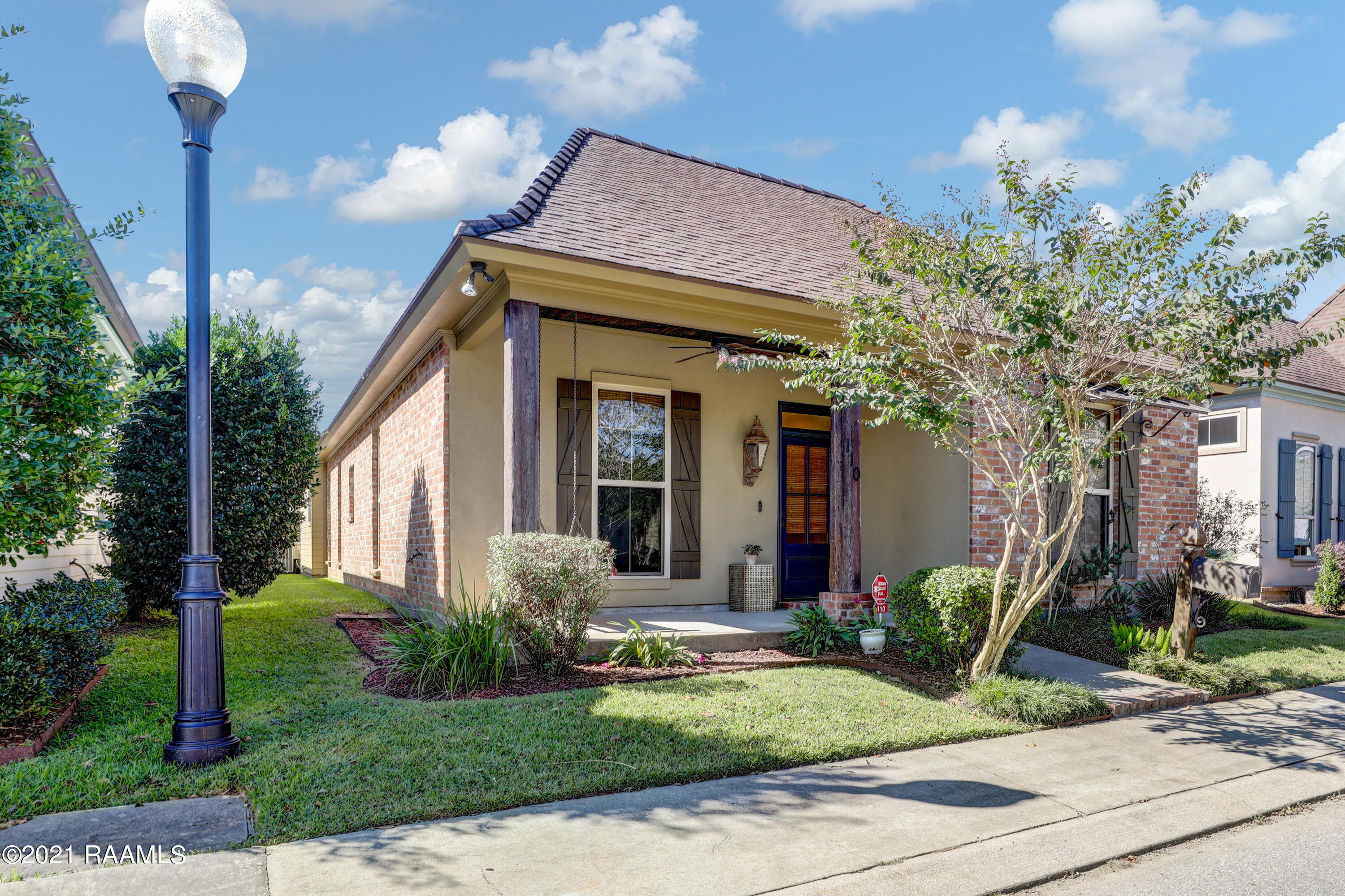 110 Reidel Private Road Broussard, LA 70518 - Photo 2 of 28 110 Reidel-2