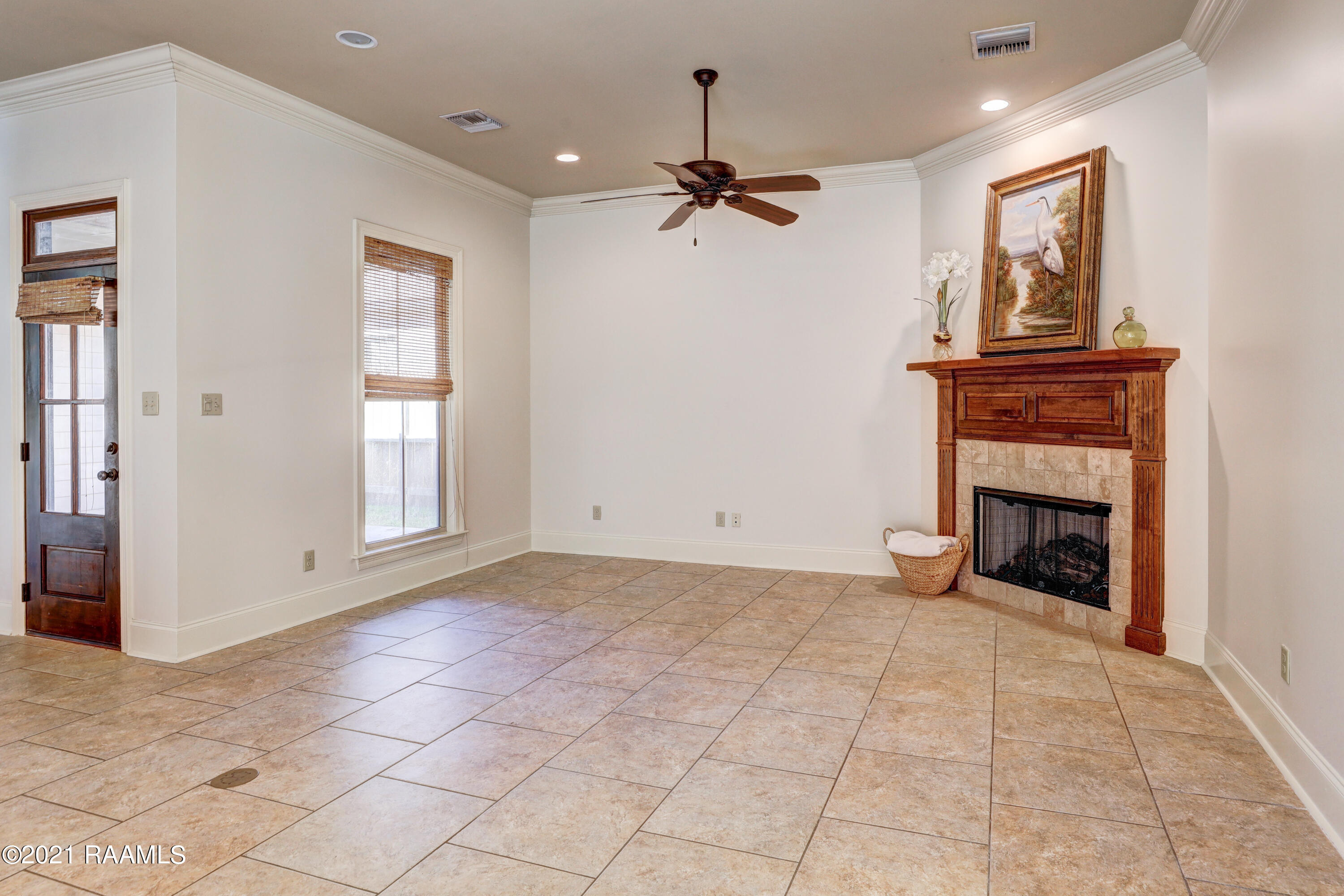 110 Reidel Private Road Broussard, LA 70518 - Photo 5 of 28 110 Reidel-5
