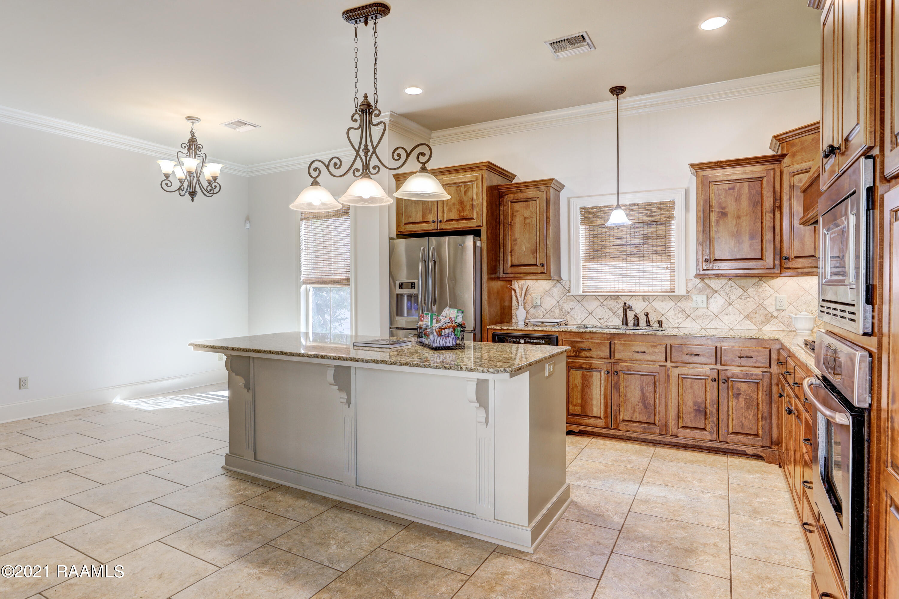 110 Reidel Private Road Broussard, LA 70518 - Photo 7 of 28 110 Reidel-7