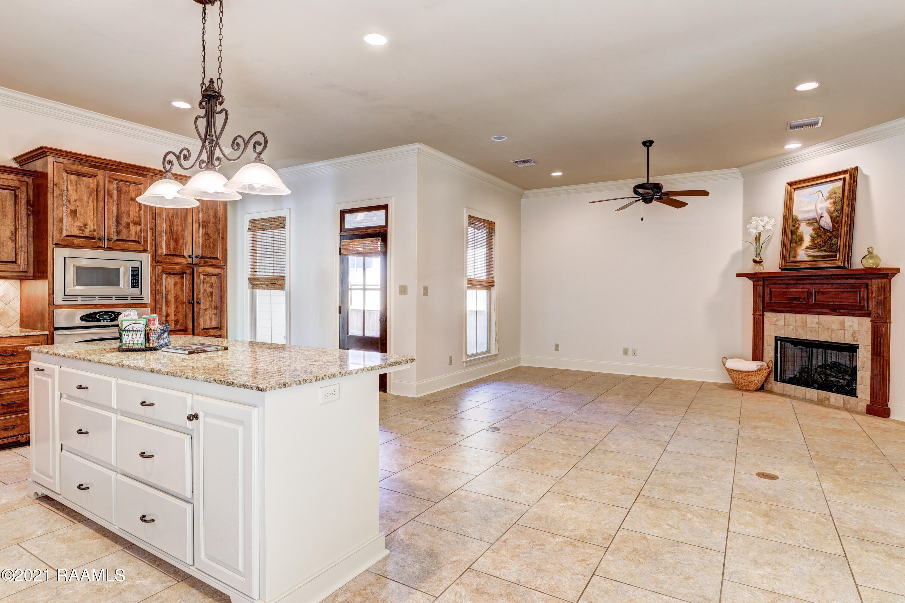 110 Reidel Private Road Broussard, LA 70518 - Photo 9 of 28 110 Reidel-9