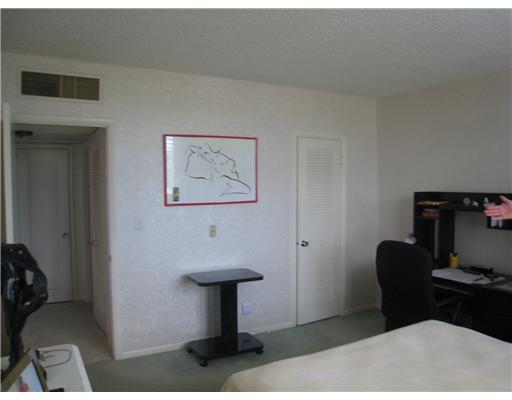 2851 South Ocean Boulevard, Unit 4S Boca Raton, FL 33432 - Photo 13 of 16 Additional Photo