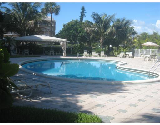 2851 South Ocean Boulevard, Unit 4S Boca Raton, FL 33432 - Photo 5 of 16 Additional Photo