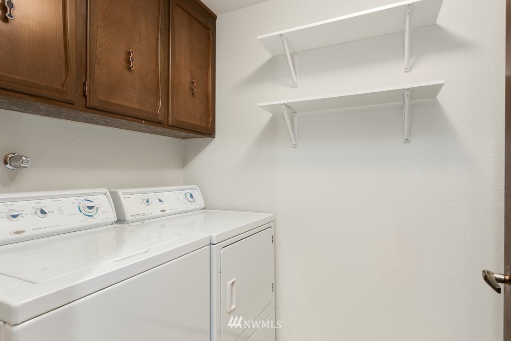 523 Maple Street, Unit 102 Edmonds, WA 98020 - Photo 23 of 25 Gallery Image 23