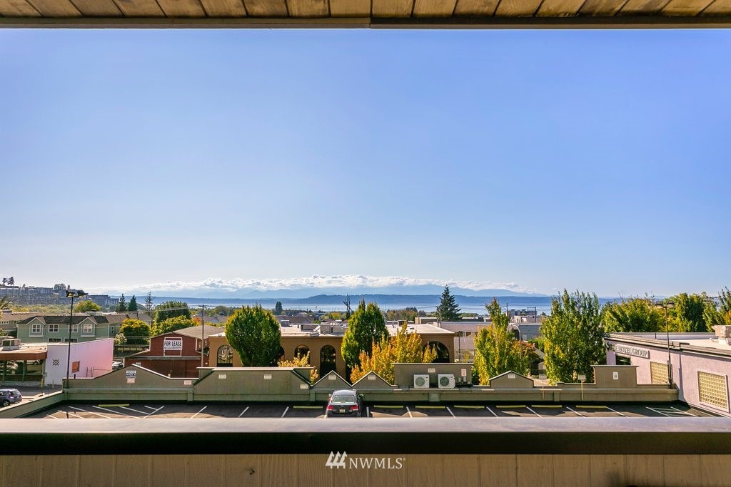 523 Maple Street, Unit 102 Edmonds, WA 98020 - Photo 24 of 25 Gallery Image 24