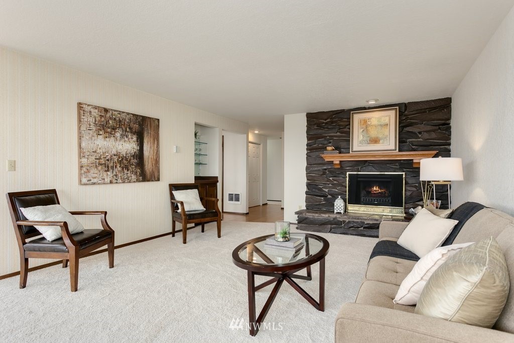 523 Maple Street, Unit 102 Edmonds, WA 98020 - Photo 7 of 25 Gallery Image 7